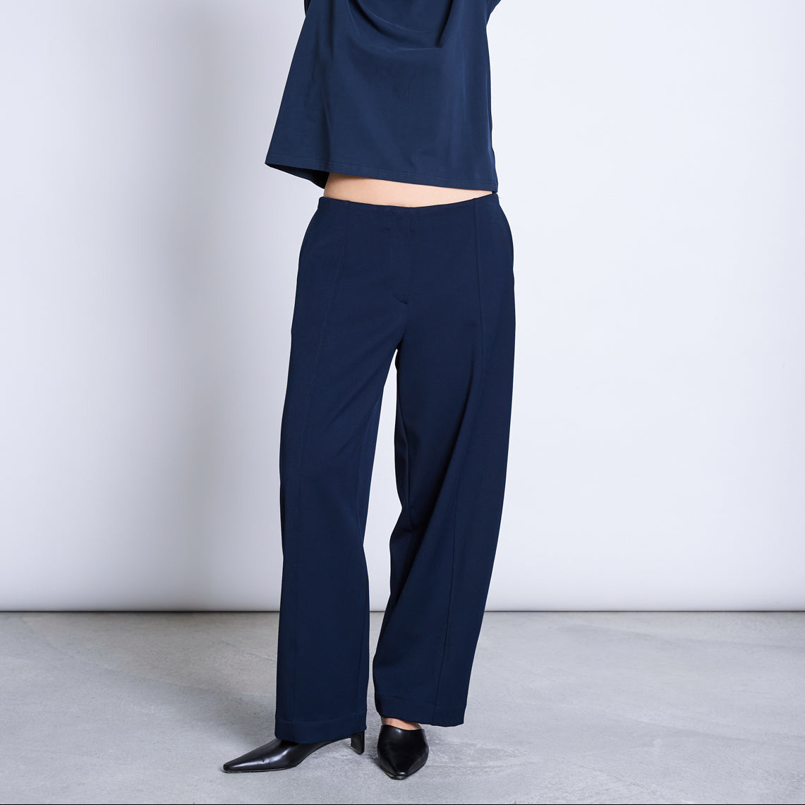 Juny Barrel Leg Pants - Nightfall