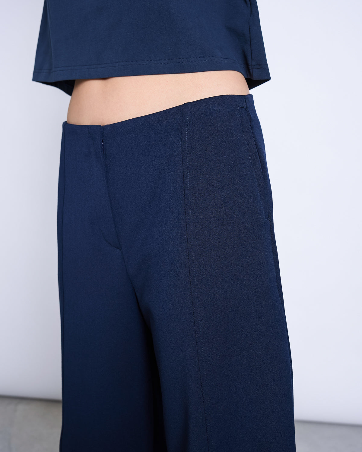Juny Barrel Leg Pants - Nightfall