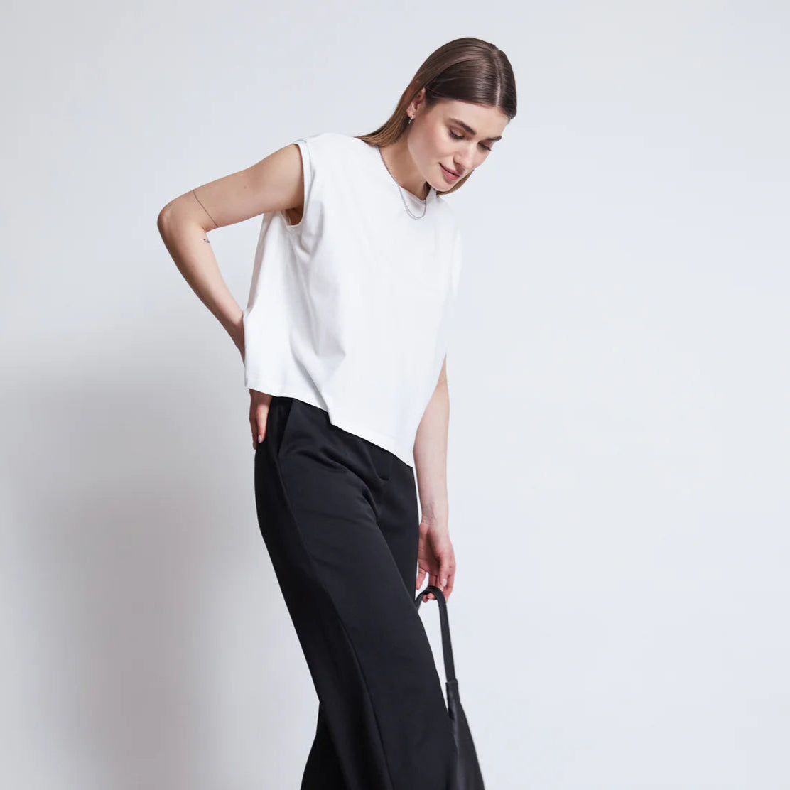 LAST ONE in XS - Ovar Boxy Top - White