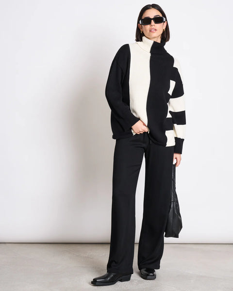 Altin Turtleneck Jumper - Off-white/black