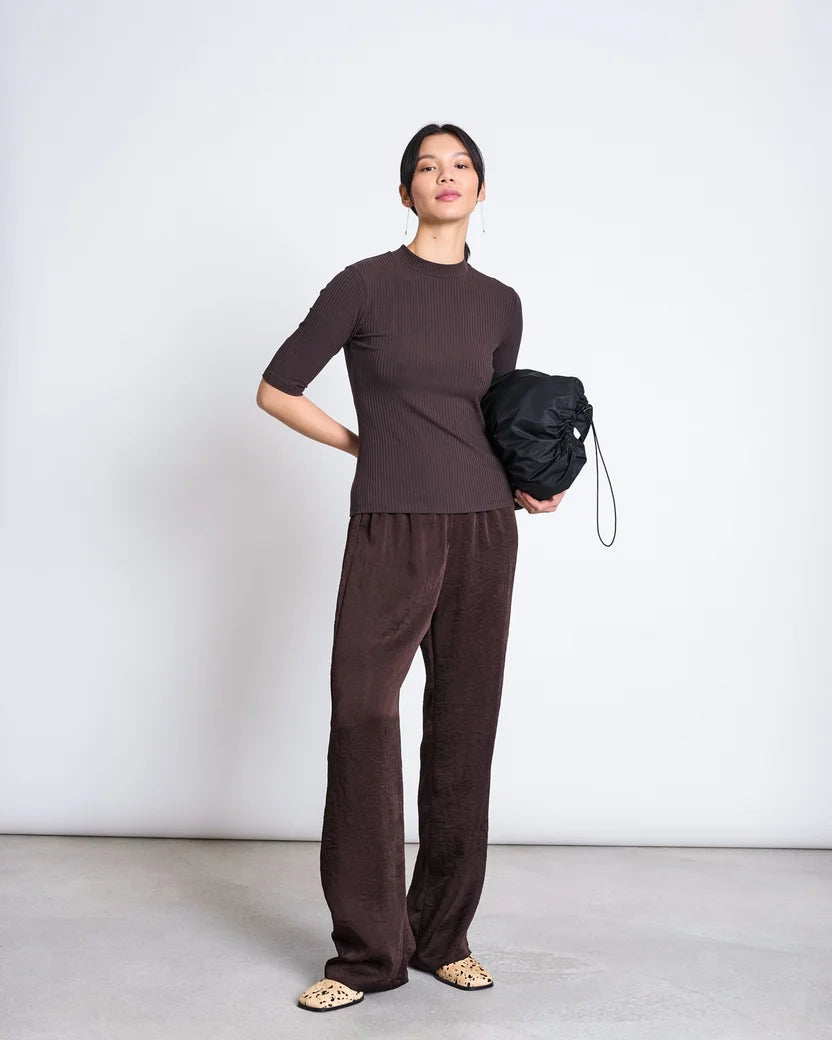 Nina T-shirt - Mud