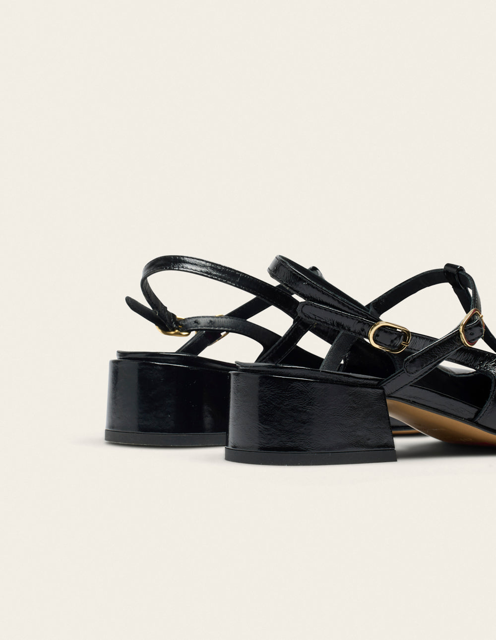 Ryla Pumps - Black Pleated Leather