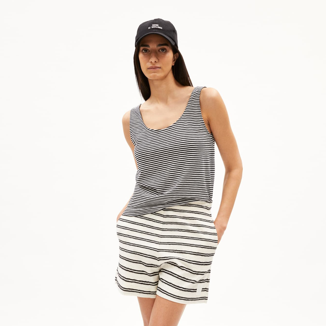 LAST ONE in M - Minaami Lita Top -Oatmilk/Black
