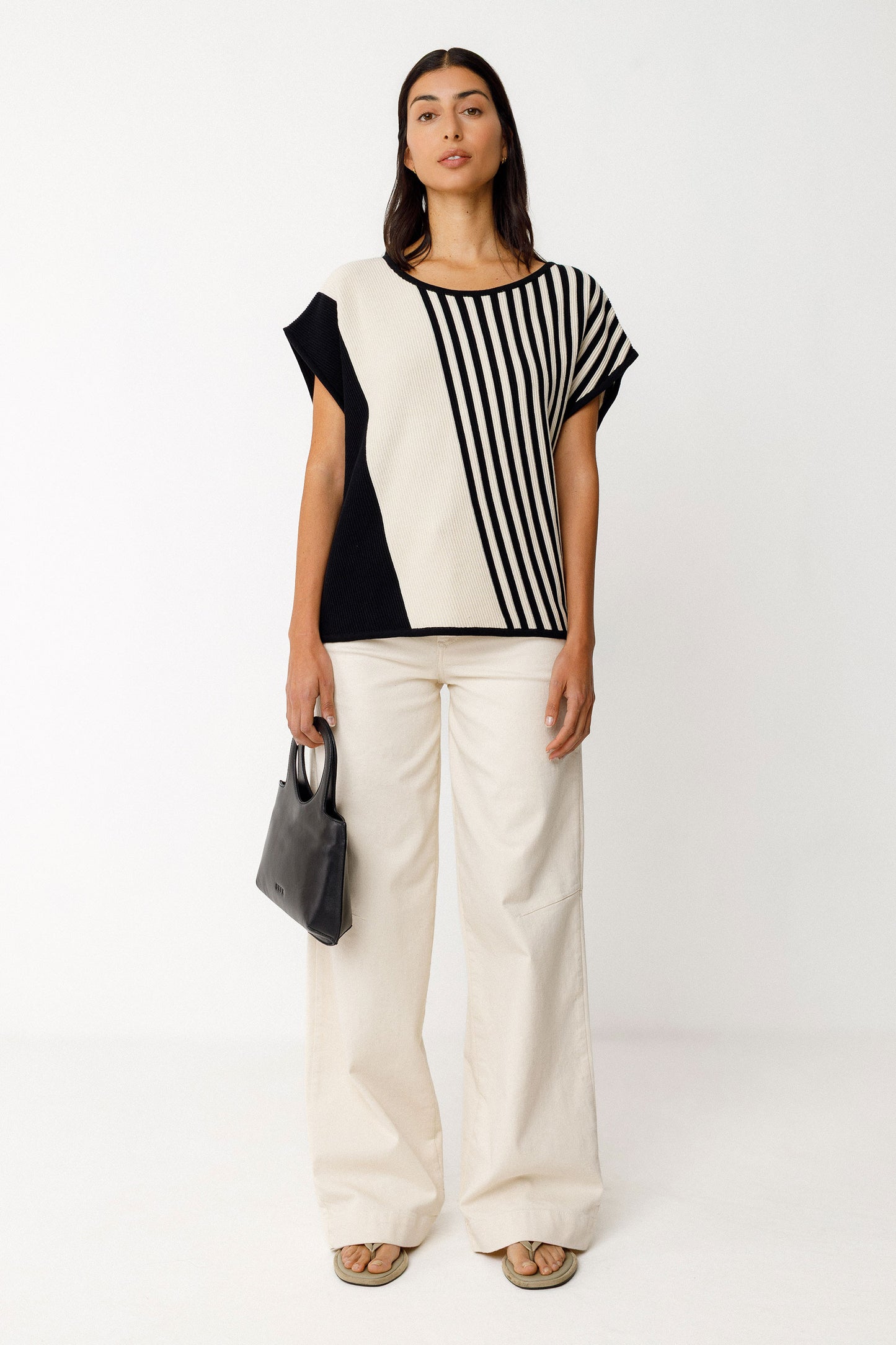 LAST ONE in XL - Ainhoa Jumper - Black/White