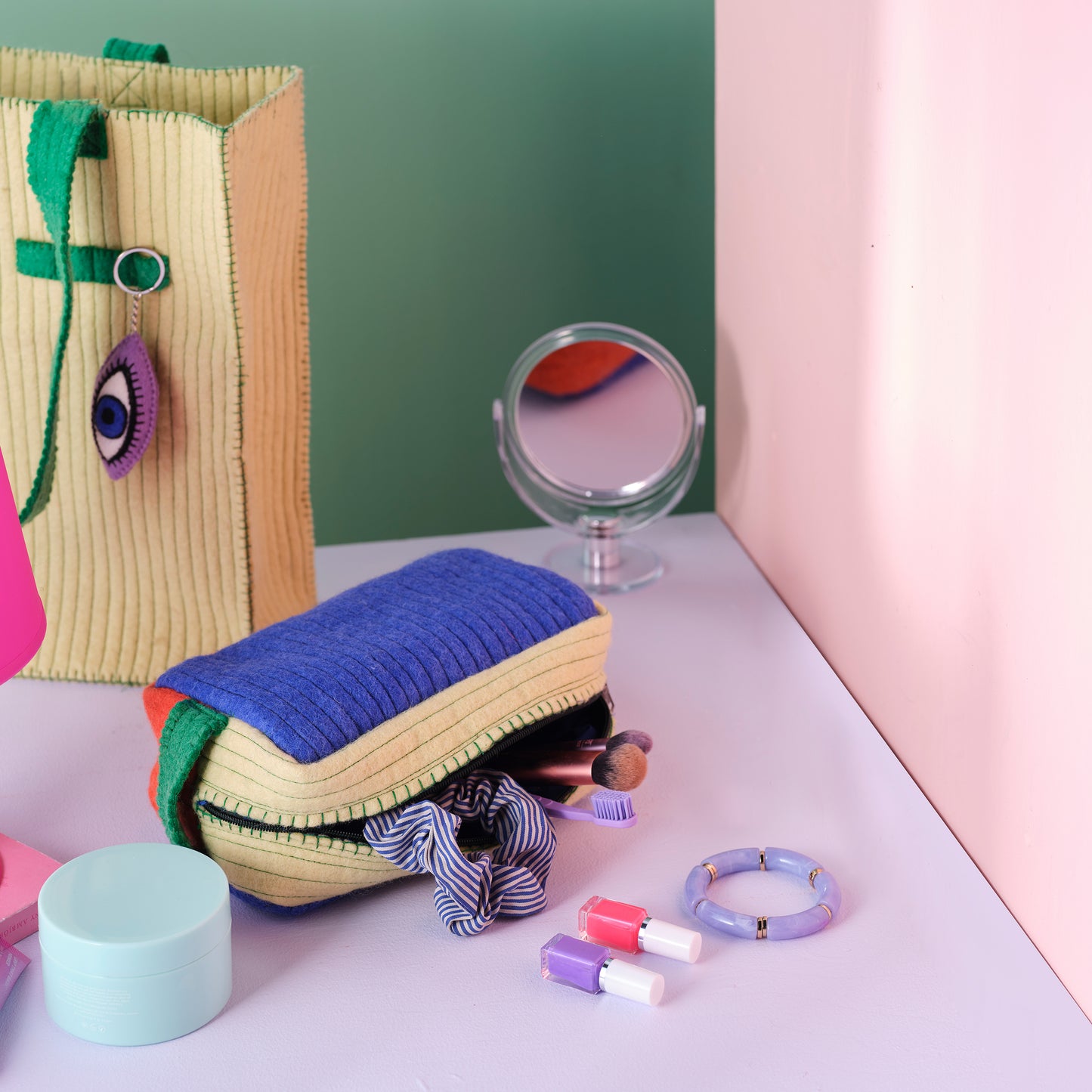 Wash Bag - Multi