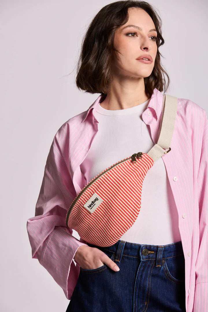 Olivia Banana bag - Thin Stripes Red