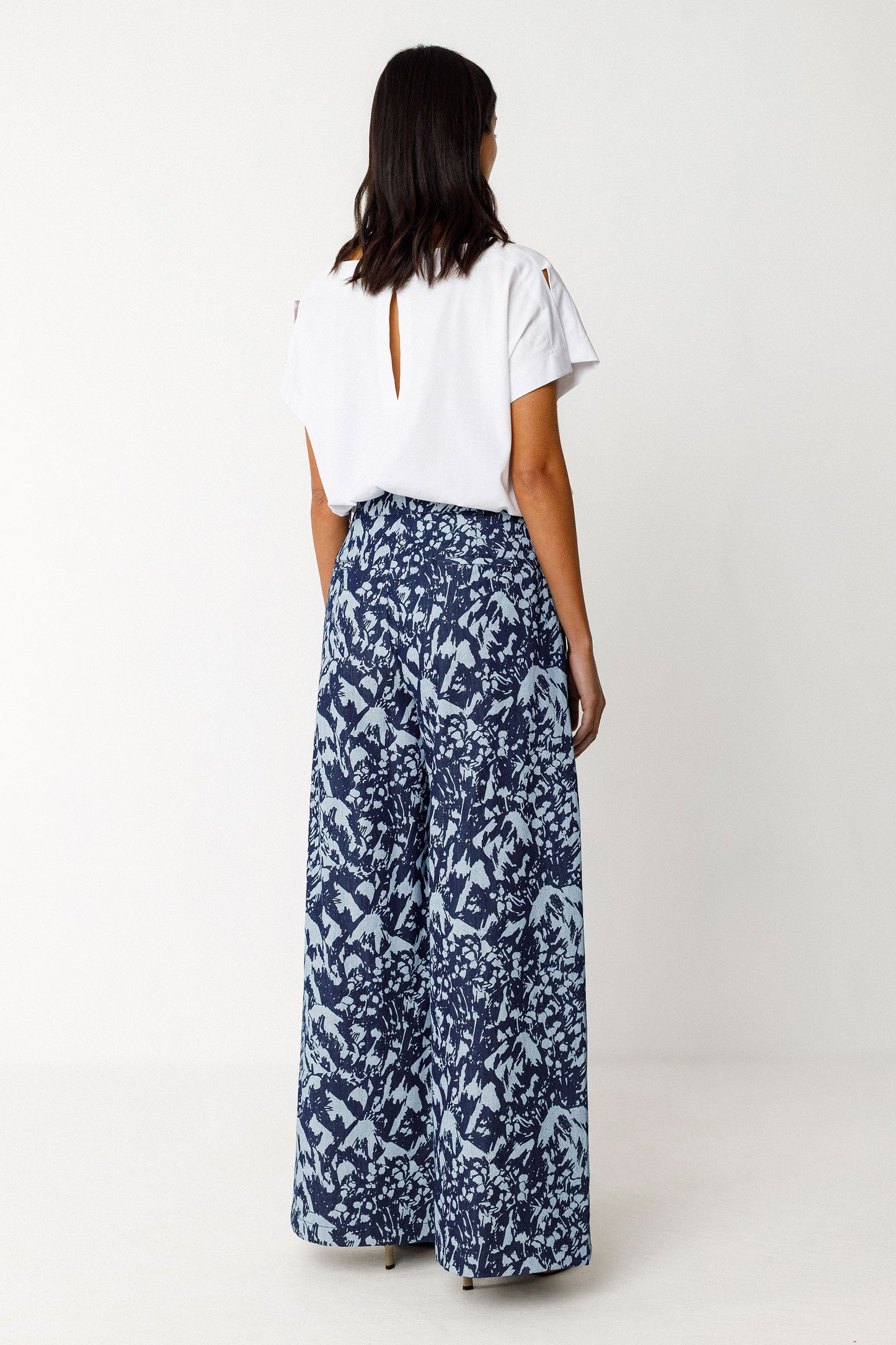 LAST ONES in 36 - Ena Trousers - Navy Camo