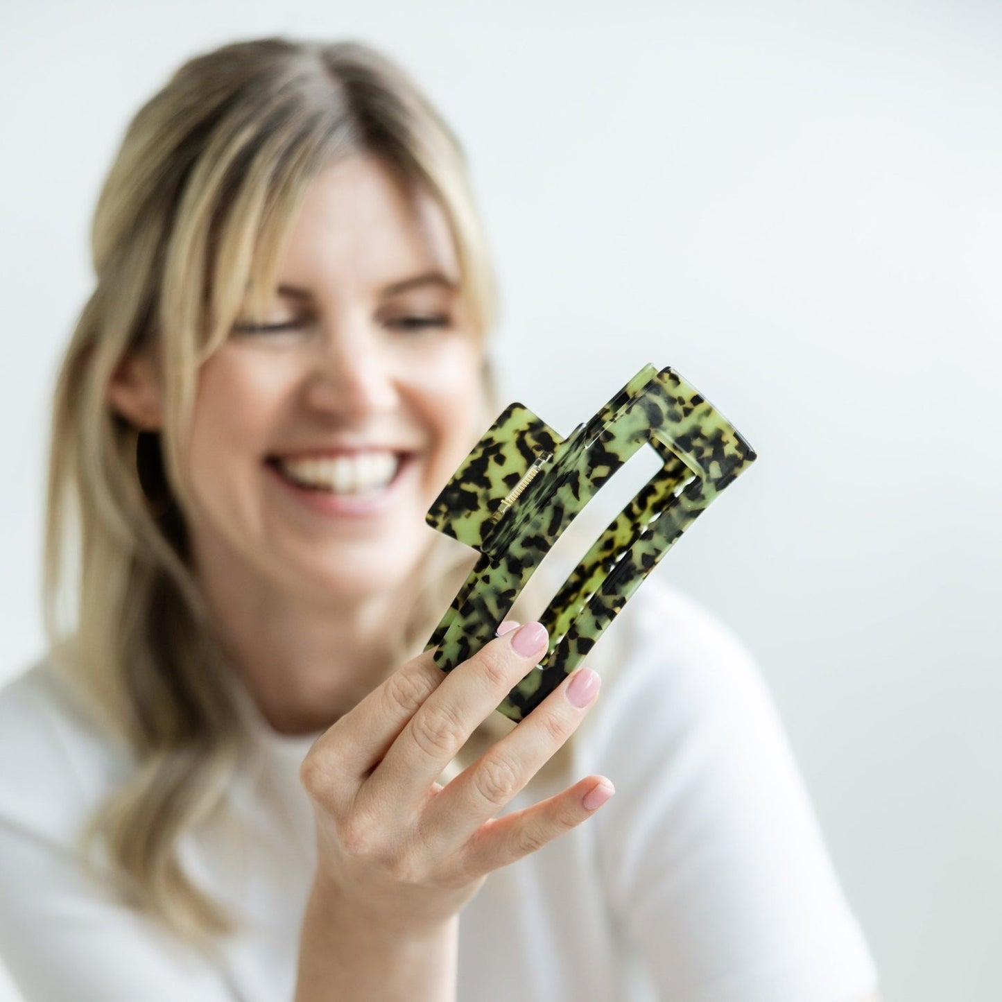 Hair Clip The Minimalist LARGE - Olive Leo