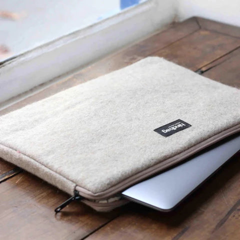 Hindbag Ava Laptop Sleeve - Wool Beige