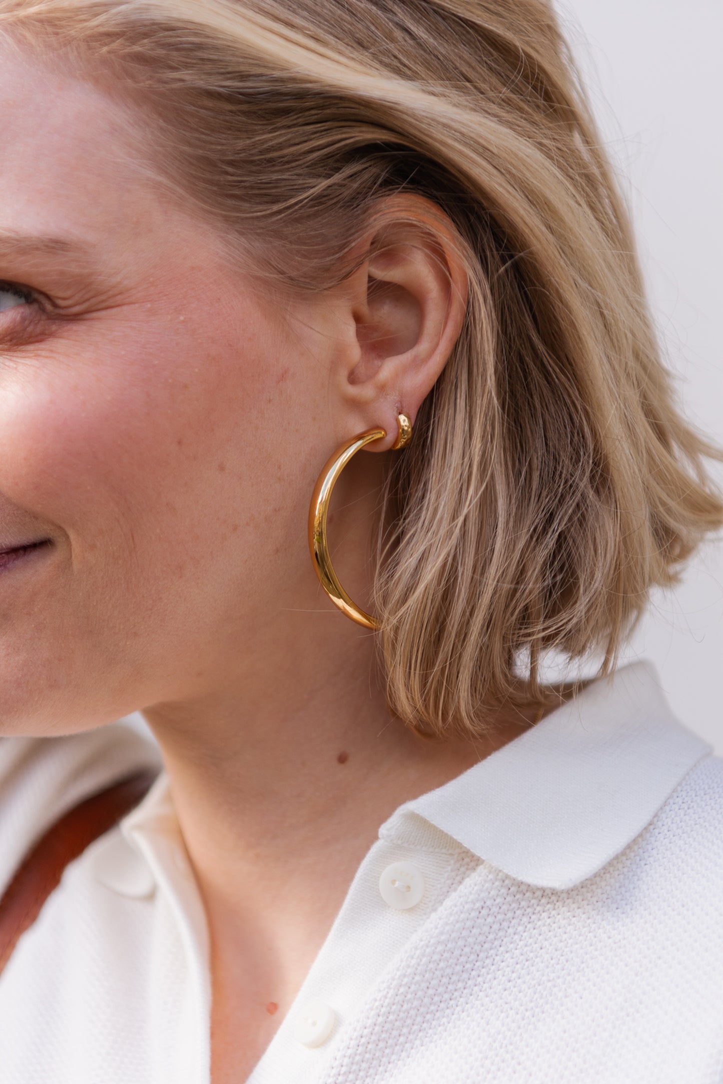 T.I.T.S. Plain Hoop Large Earring - Gold