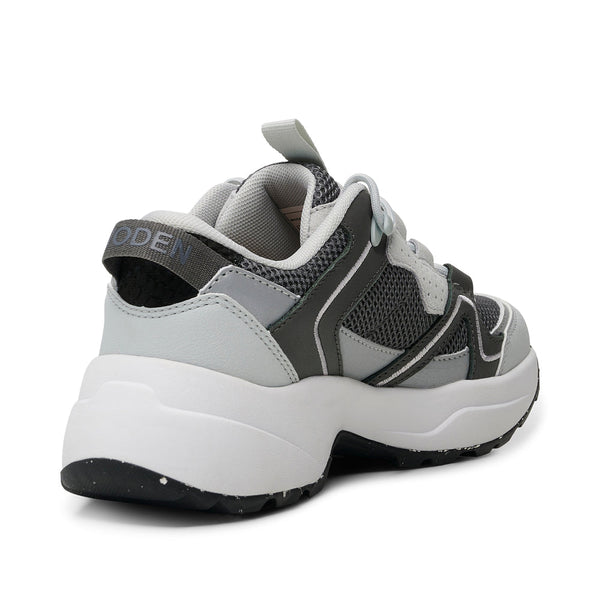 LAST ONE in 39 - Woden Sif Reflective Sneaker - Dark Grey