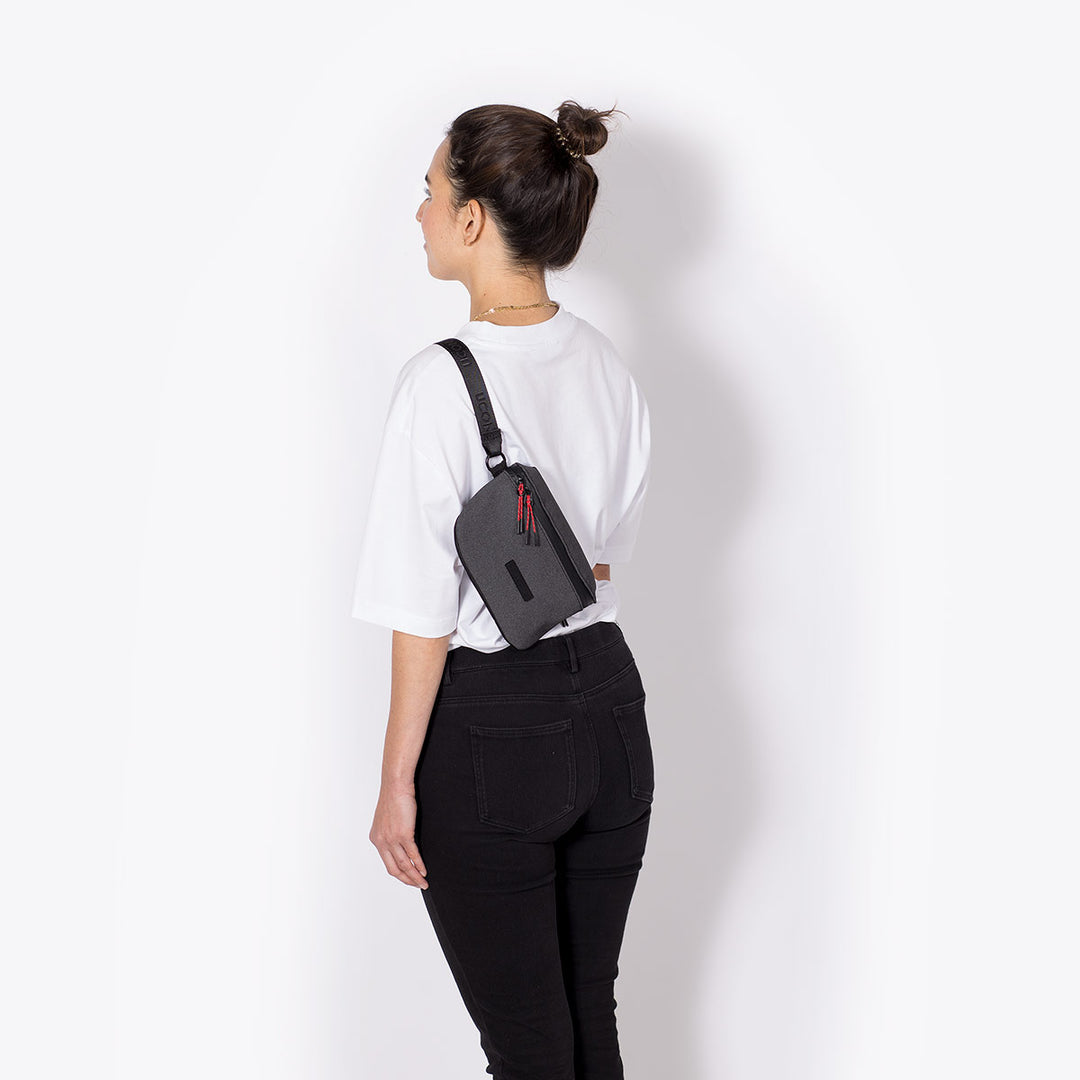 Ucon Acrobatics Jona Bum Bag Phantom - Asphalt Reflective
