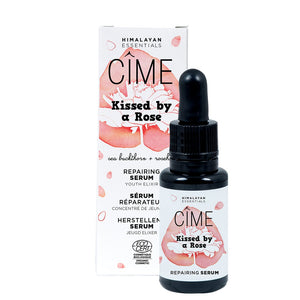 Cîme Kissed by a Rose