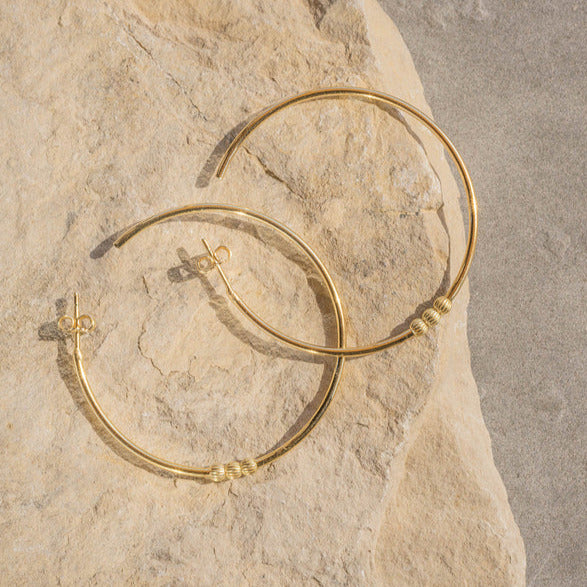 Essyello Striped Beads Big Hoops