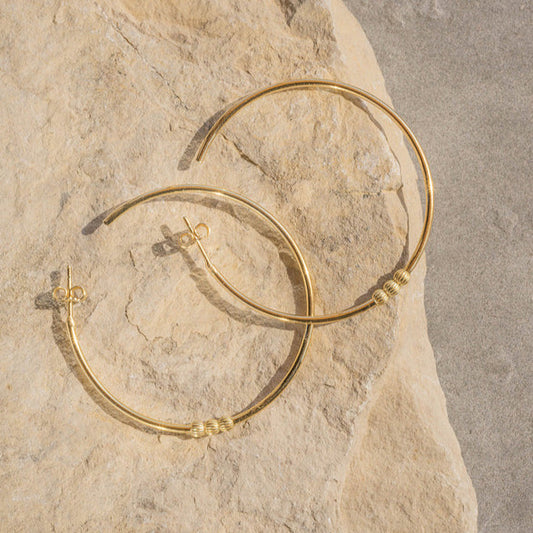 Essyello Striped Beads Big Hoops