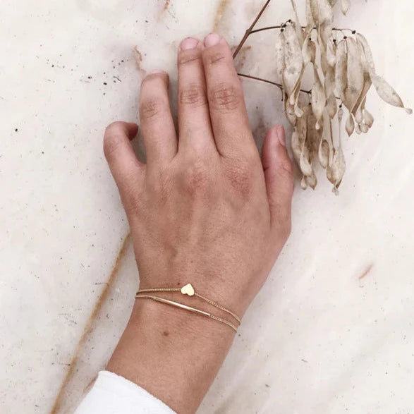 Essyello Tiny Heart Bracelet