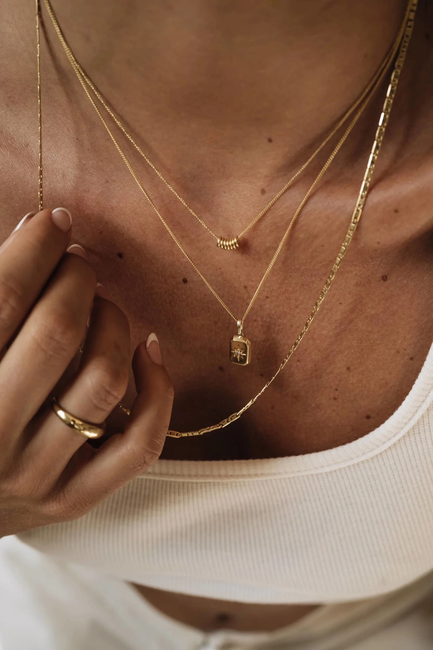 Connected Necklace - Gold